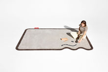 Load image into Gallery viewer, Carpet Petit Not straight