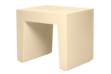 Load image into Gallery viewer, Spark Fatboy Concrete Seat