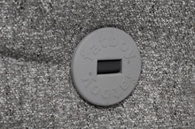 Load image into Gallery viewer, Fatboy BonBaron Mingle - Grid Stone Button Detail