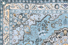 Load image into Gallery viewer, Picnic Lounge - Bay Closeup