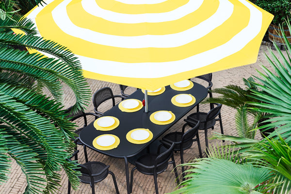 Toni Tablo Outdoor Dining Table Set with Armchairs Color: Desert