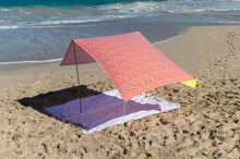 Load image into Gallery viewer, Palm Beach Fatboy Miasun Sun Shade Setup on the Beach

