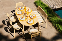 Load image into Gallery viewer, Sunbeam Fatboy Place-We-Met Placemats on Toni Tavolo Dining Table
